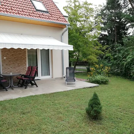Fenyves 2 **** Apartment