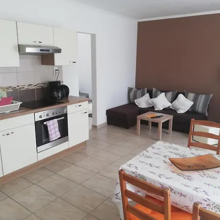Apartment Fenyves 2 ****